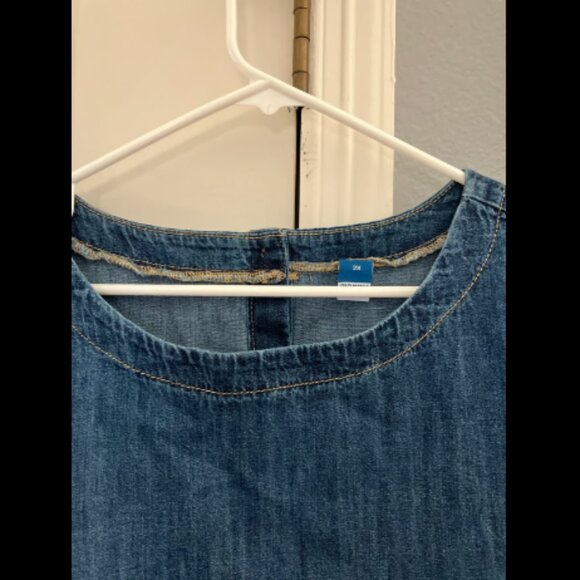 🎄3/$10 SALE🎄NWT Old Navy brand size 3X Denim Top - Picture 2 of 4